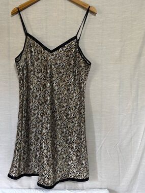 Vintage Intimate Essentials Animal Print Satin Trim Chemise L